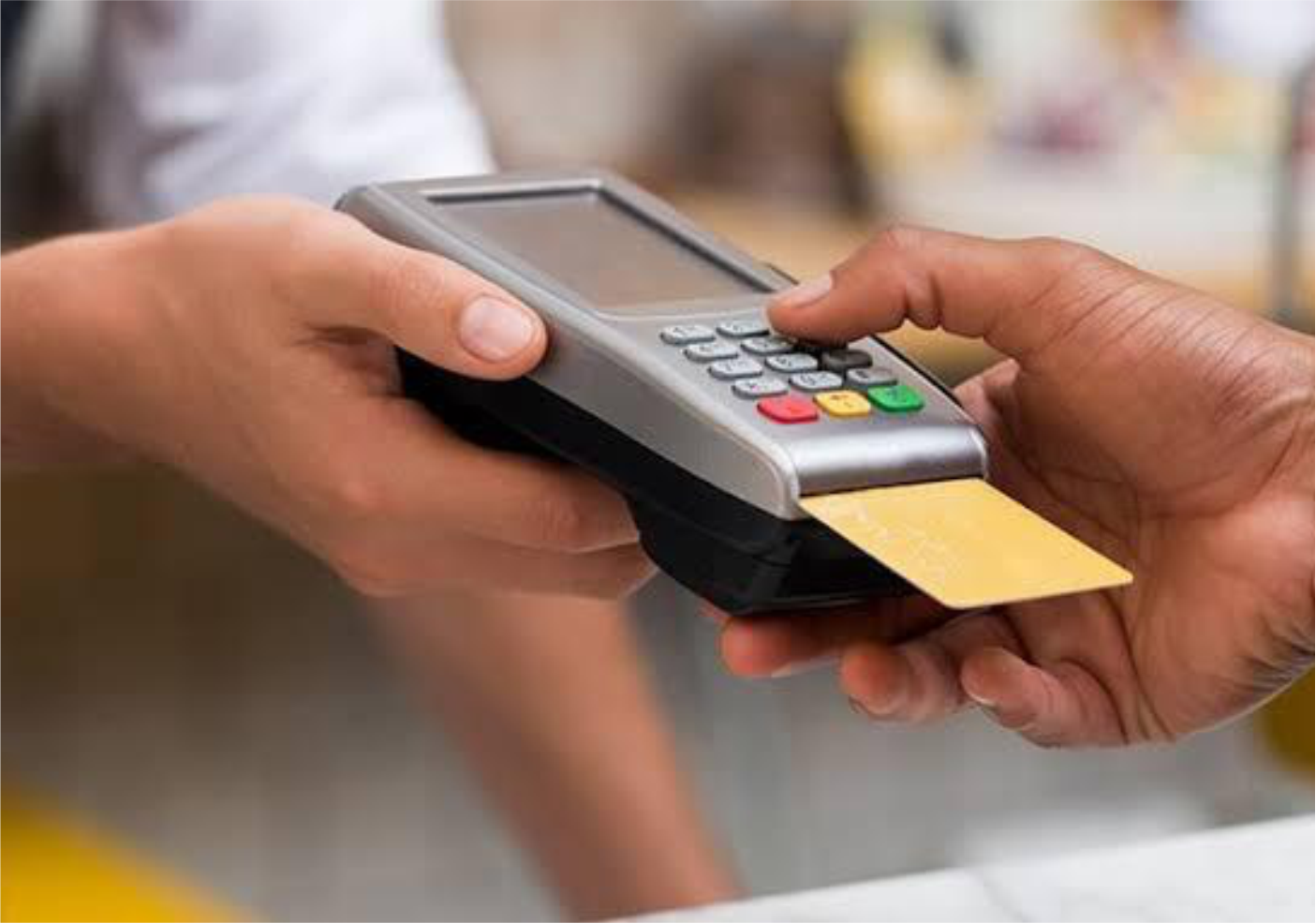 Enquadramento das taxas de administração de cartões como insumo