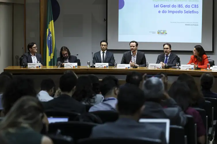 Regulamentação da reforma tributária coloca plataformas digitais como solidárias pelo CBS em importações
