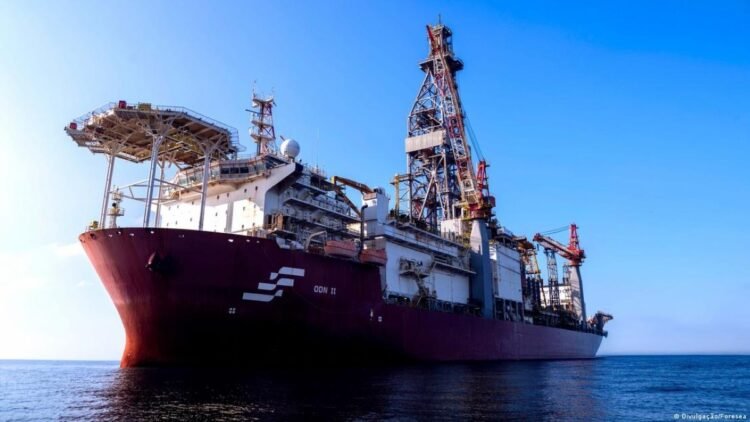Justiça Federal do DF dá liminar para suspender imposto sobre exportação de petróleo