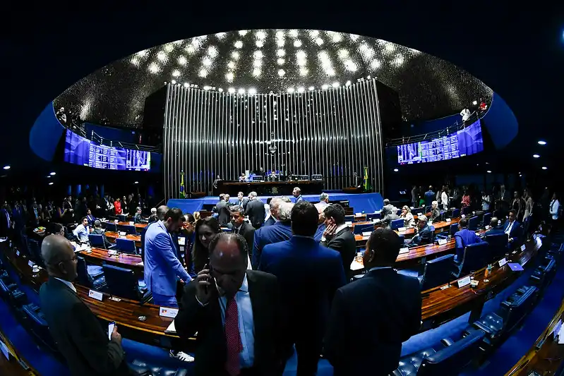 Reforma Tributária cria Fundo para Compensar Empresas por Fim de Incentivos Fiscais de ICMS
